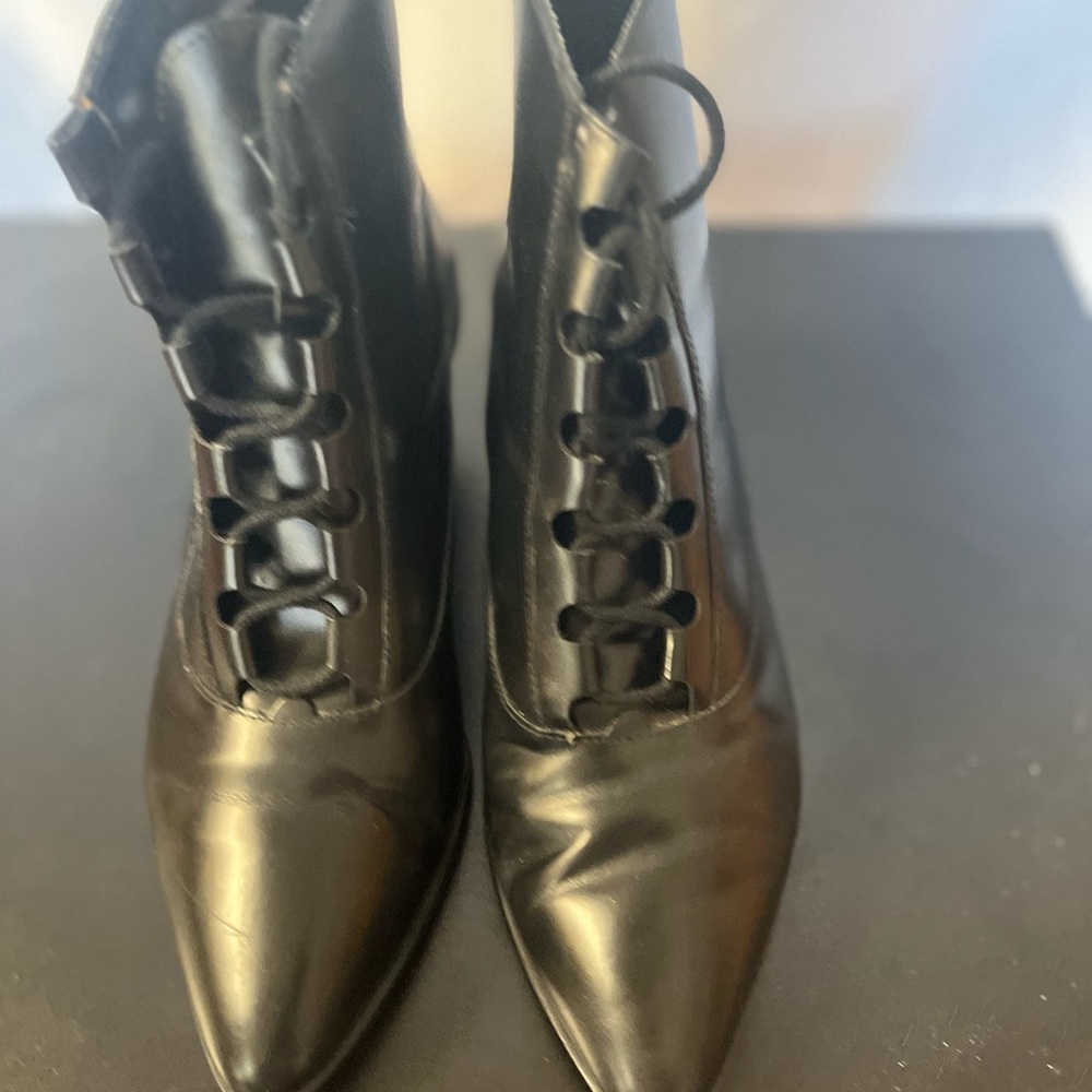 Vintage Wild Pair Black Lace Up Granny Booties Size 7.5